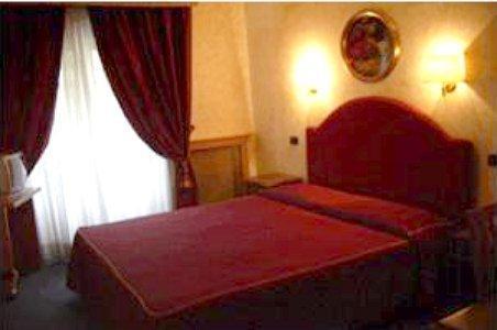 Hotel Flaminius Róma Szoba fotó