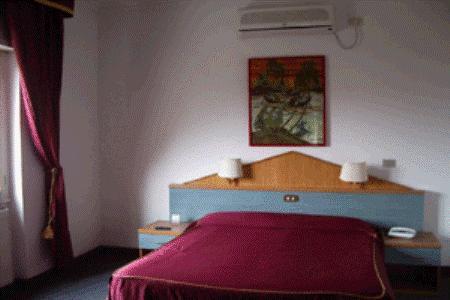 Hotel Flaminius Róma Szoba fotó